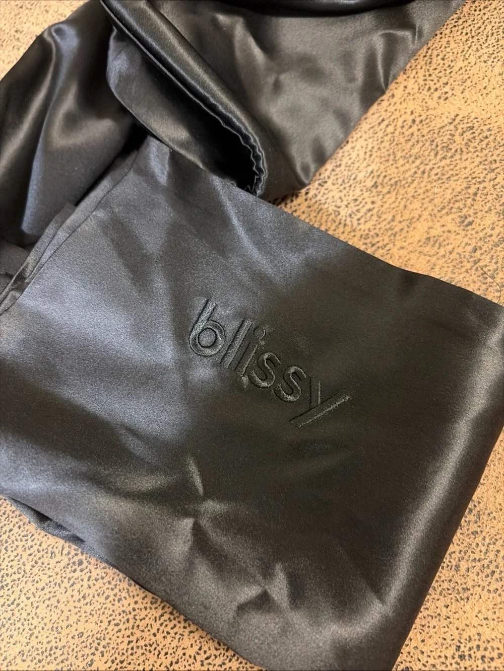 Blissy Silk Pillowcase - 100% Pure Mulberry Silk - 22 Size King